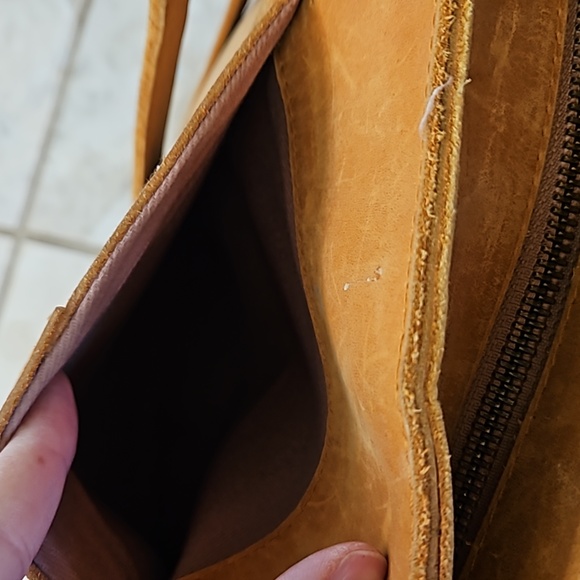 FashionAble Able Leather Tote with coin purse and strap - Picture 5 of 8